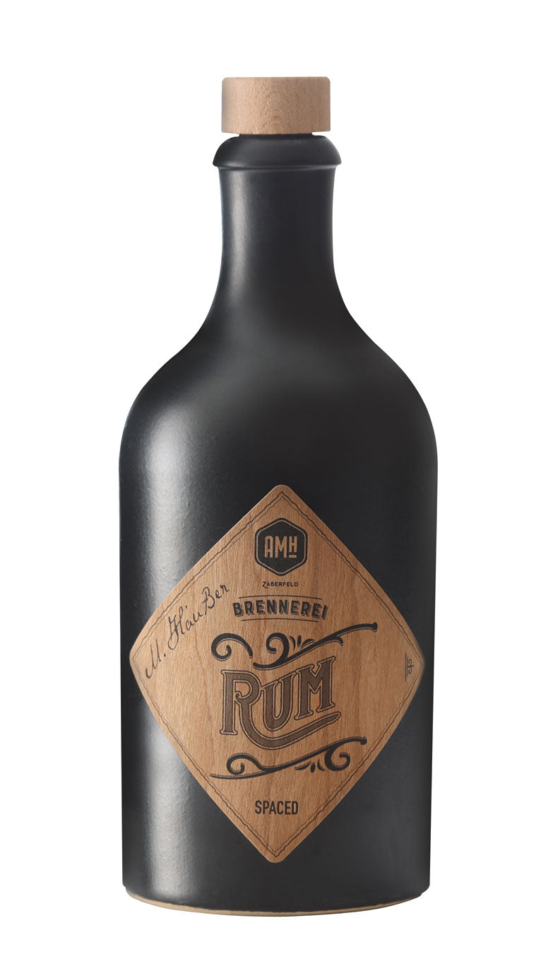 Rum - spiced - aus Zuckerrohrsaft!